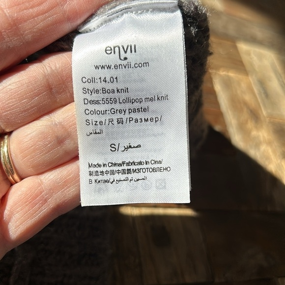 Envii Boa Knit Gray Crewneck Sweater - Picture 5 of 7